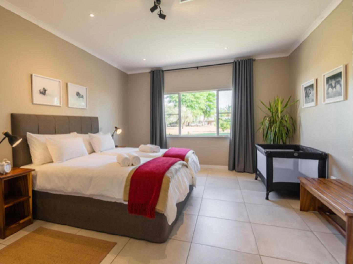 Flying Ostrich Guesthouse & Self-Catering Accommodation Mariental Oda fotoğraf
