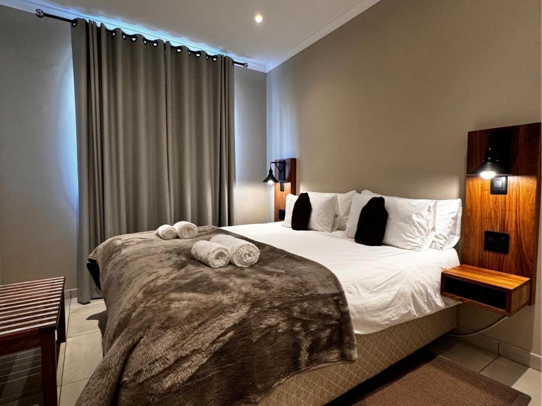 Flying Ostrich Guesthouse & Self-Catering Accommodation Mariental Oda fotoğraf