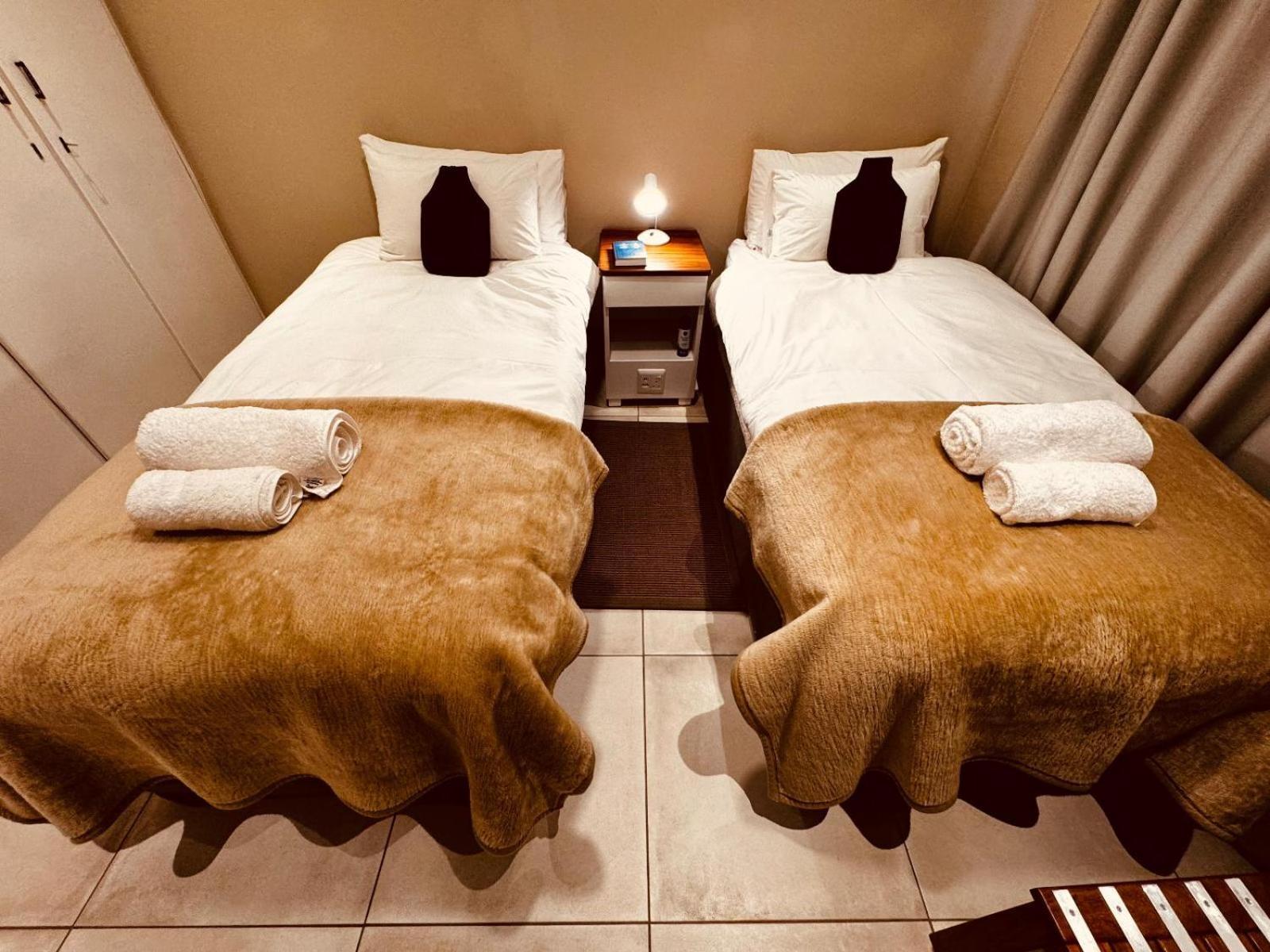Flying Ostrich Guesthouse & Self-Catering Accommodation Mariental Dış mekan fotoğraf
