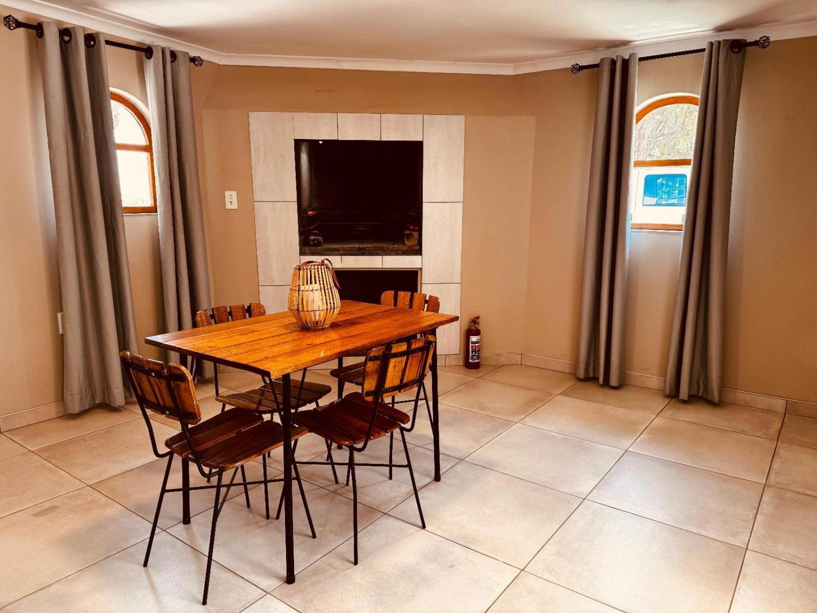 Flying Ostrich Guesthouse & Self-Catering Accommodation Mariental Oda fotoğraf
