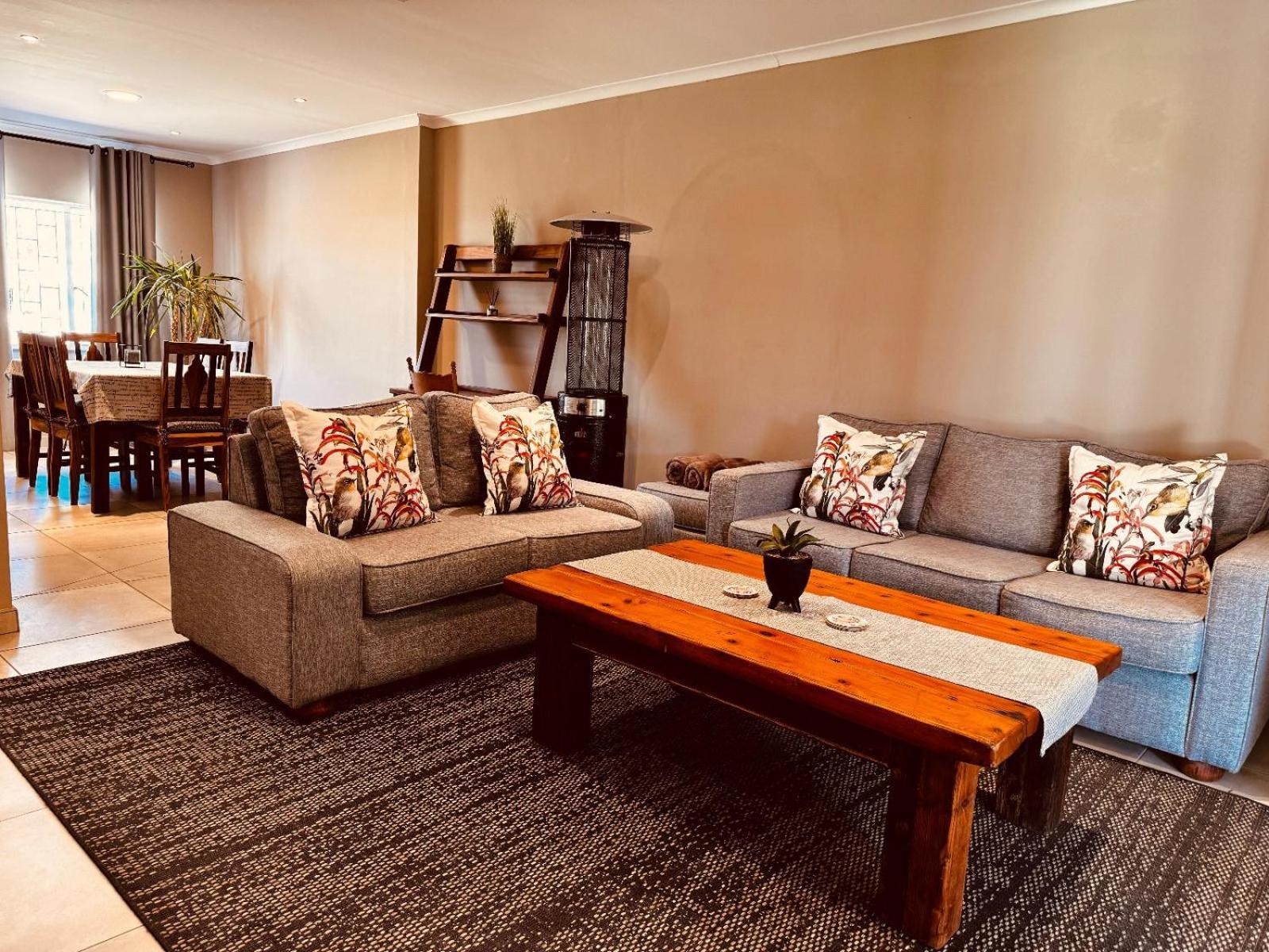 Flying Ostrich Guesthouse & Self-Catering Accommodation Mariental Oda fotoğraf
