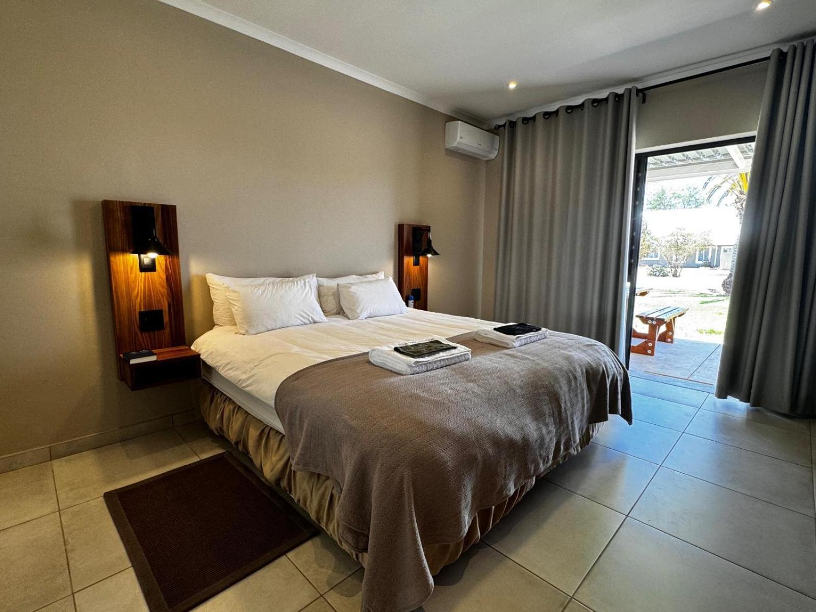 Flying Ostrich Guesthouse & Self-Catering Accommodation Mariental Oda fotoğraf