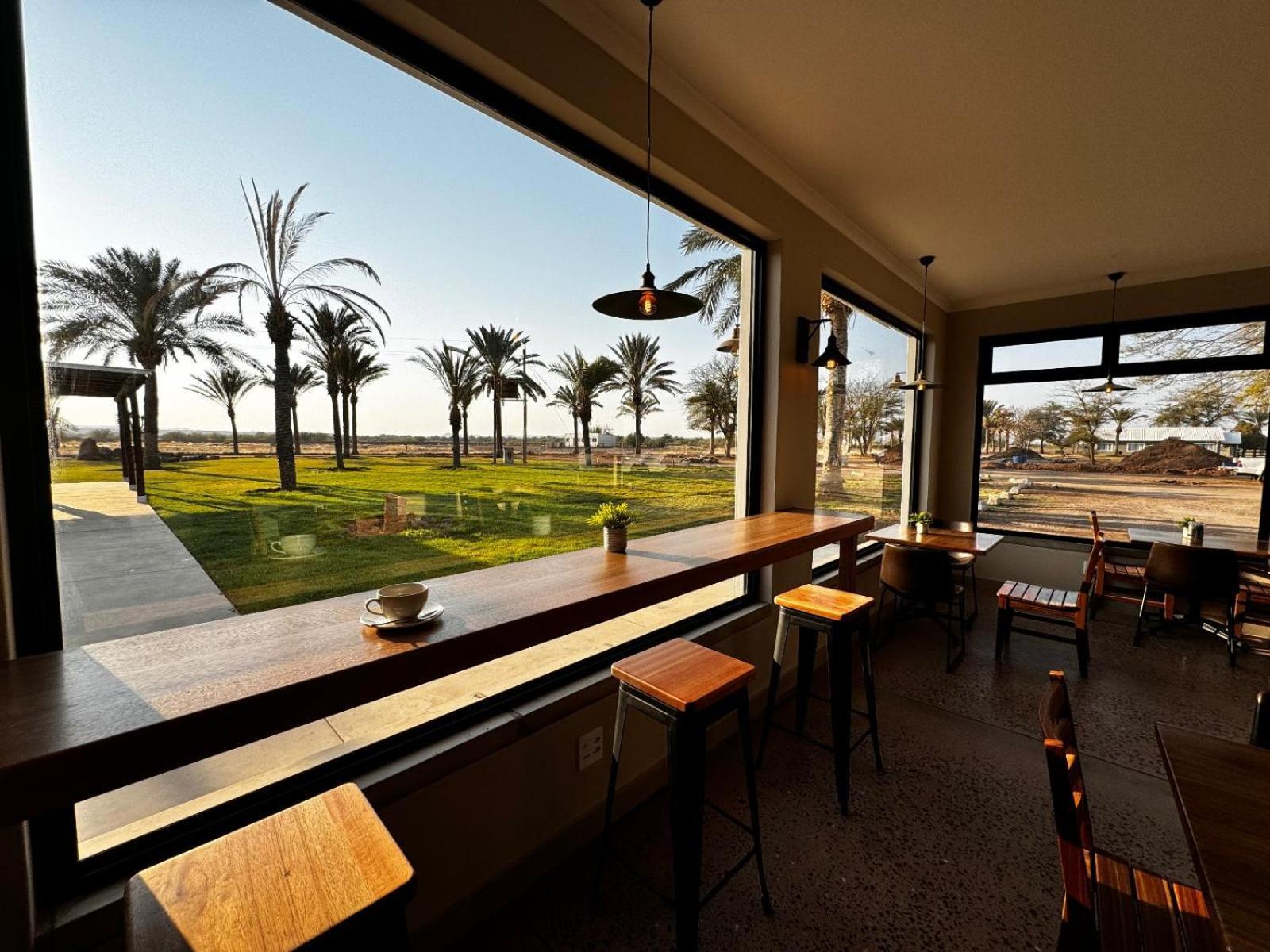 Flying Ostrich Guesthouse & Self-Catering Accommodation Mariental Dış mekan fotoğraf