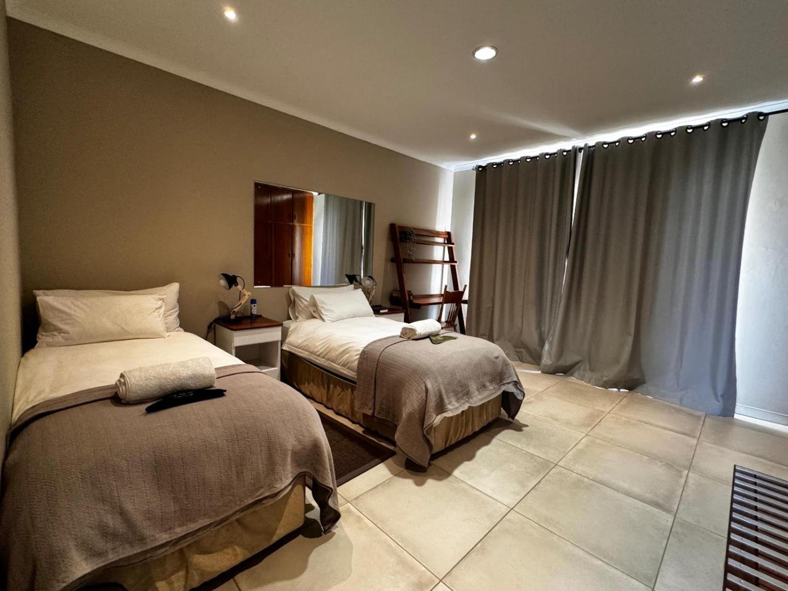 Flying Ostrich Guesthouse & Self-Catering Accommodation Mariental Oda fotoğraf
